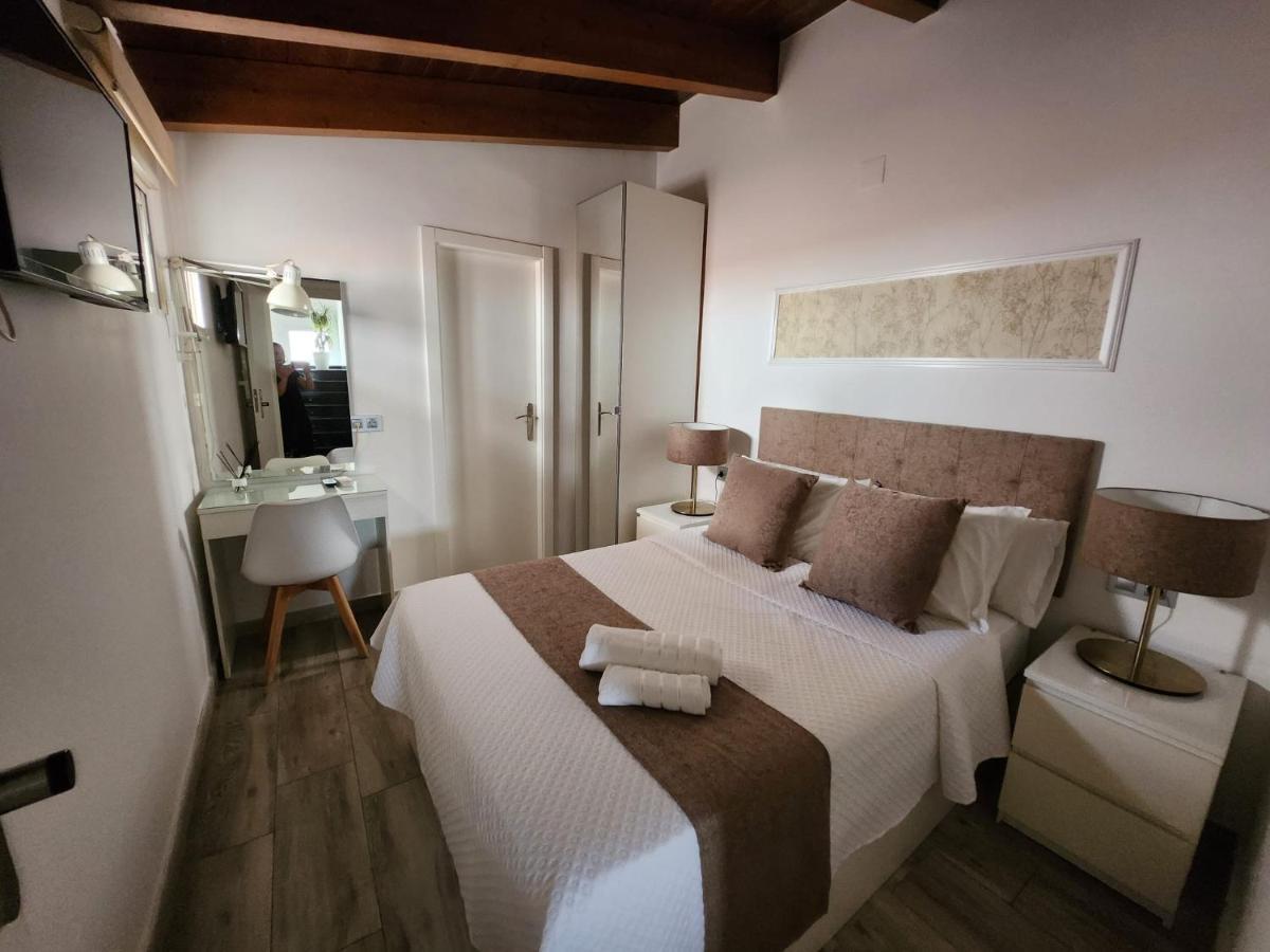 Don Leone Hotel Alginet エクステリア 写真